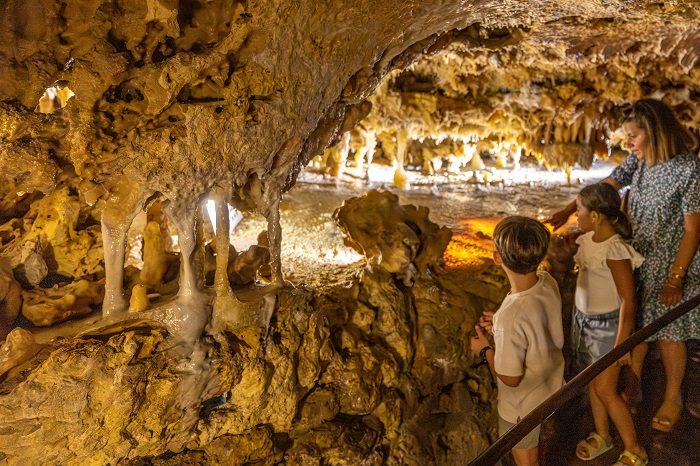 Activités enfants - Grotte du Grand Roc @Déclic&Décolle-compressed