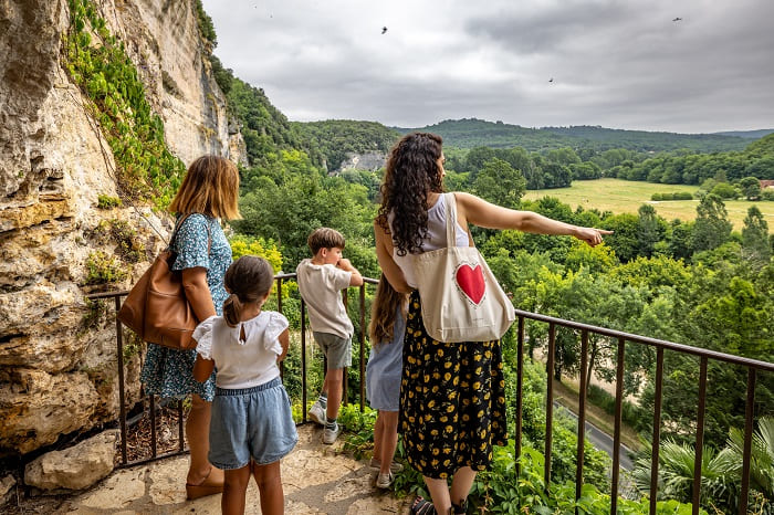 Visite Grand Roc et Laugerie en famille @Déclic&Décolle